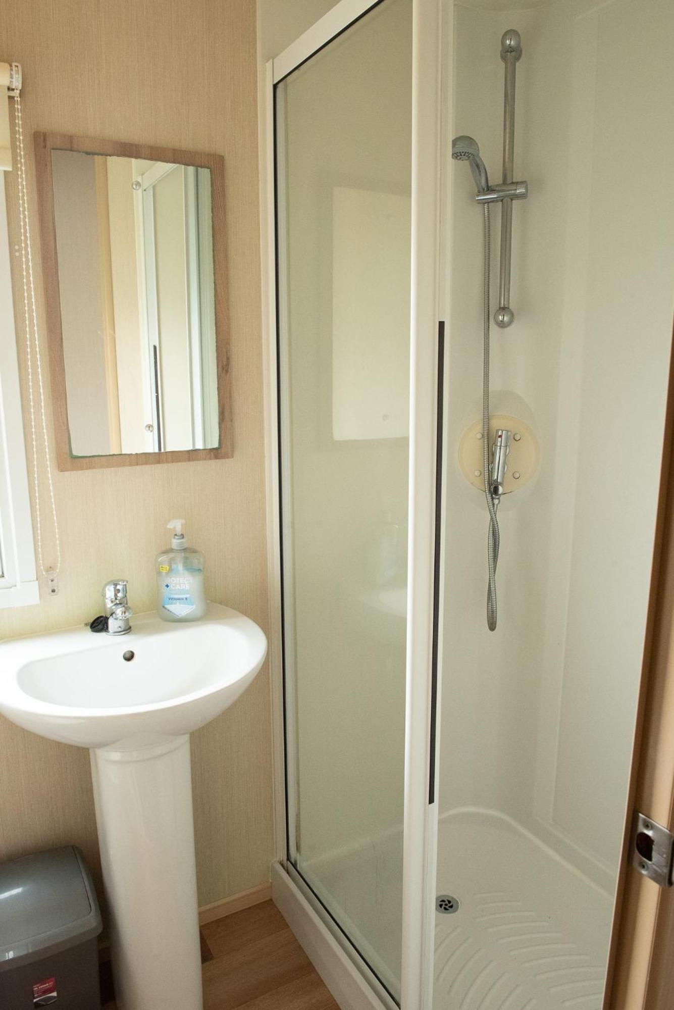 2 Bed Caravan For Hire At Golden Sands In Rhyl Luaran gambar