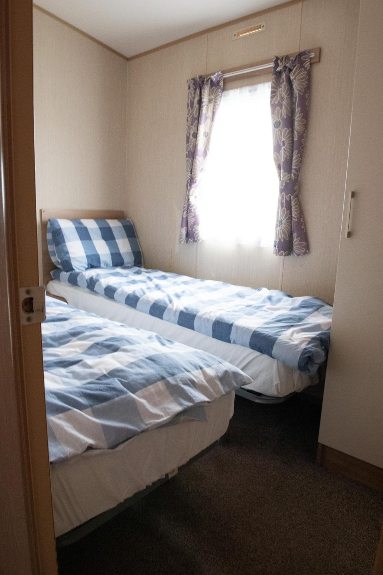 2 Bed Caravan For Hire At Golden Sands In Rhyl Luaran gambar